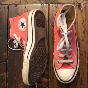 High top pink converse